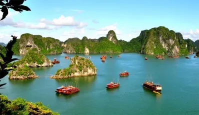 Travel to visit Vietnam in May
