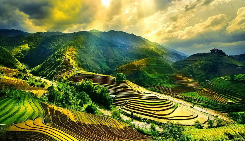 Travel to visit Vietnam in April