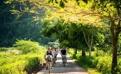 Cozy Boutique Cruise - Biking in Viet Hai Village
