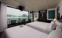 Genesis Regal Cruise