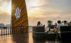 Genesis Regal Cruise