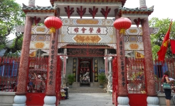 Hoi an quang dong essembly hall