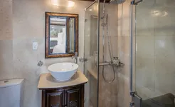 Paradise Luxury Bathroom