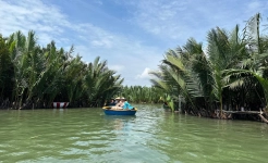 Thuyen Thung Hoi An