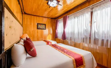 Cat Ba Ocean Cruise 07 - Cat Ba - Lan Ha Bay 2 Days 1 Night 