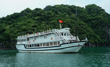 Garden Bay Classic Cruise - Bai Tu Long Bay 2 Days 1 Night