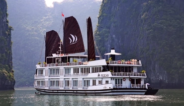 Pelican Classic Cruise - Halong Bay 3 Days 2 Nights